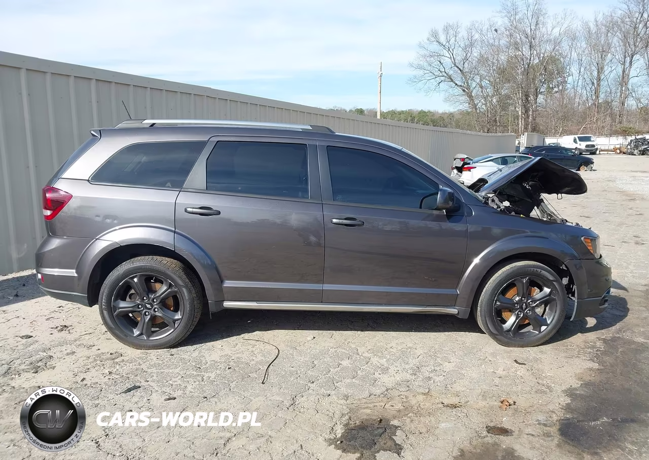 2020 Dodge Journey Crossroad VIN:3C4PDCGB4LT206585 - 12