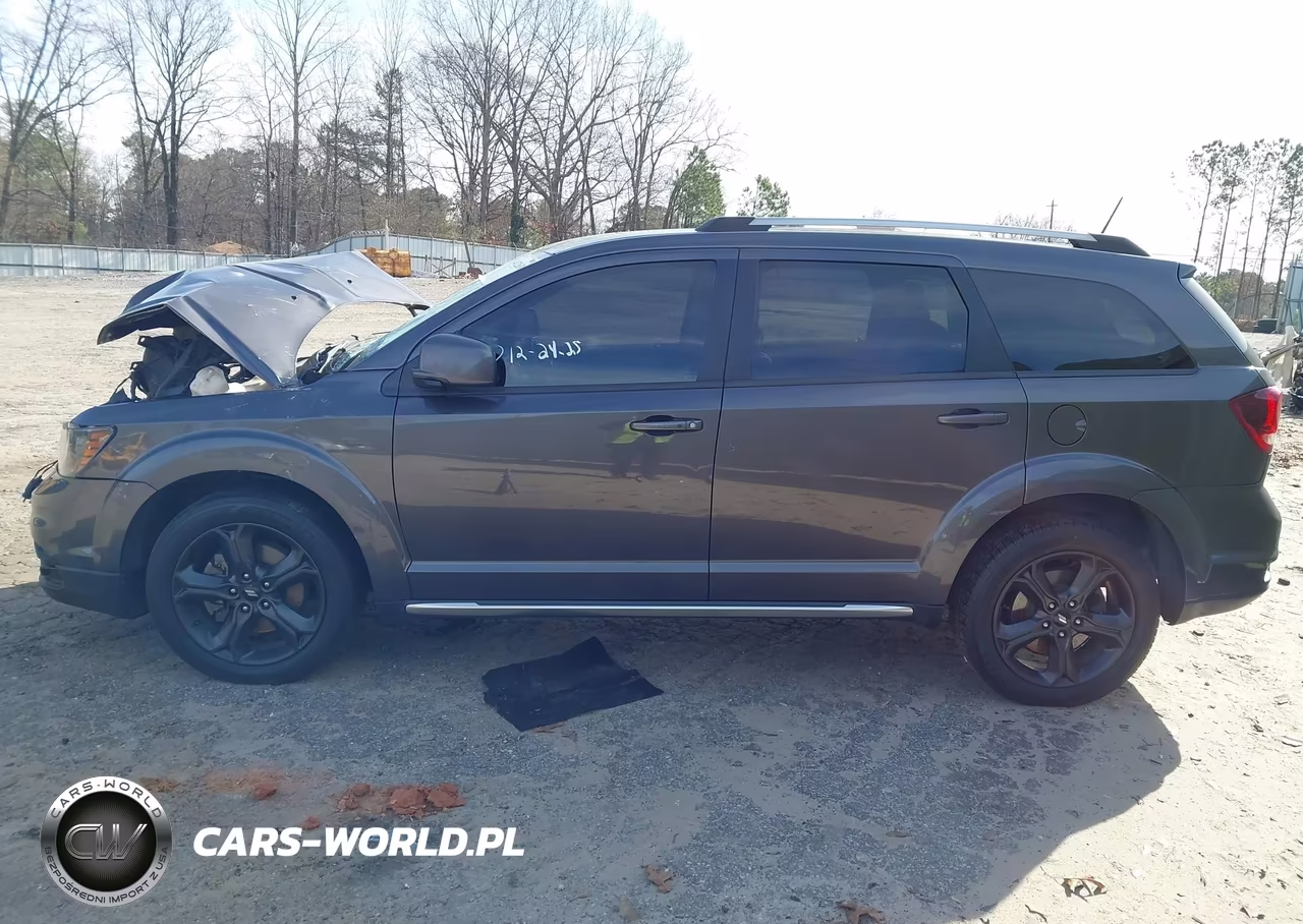 2020 Dodge Journey Crossroad VIN:3C4PDCGB4LT206585 - 13