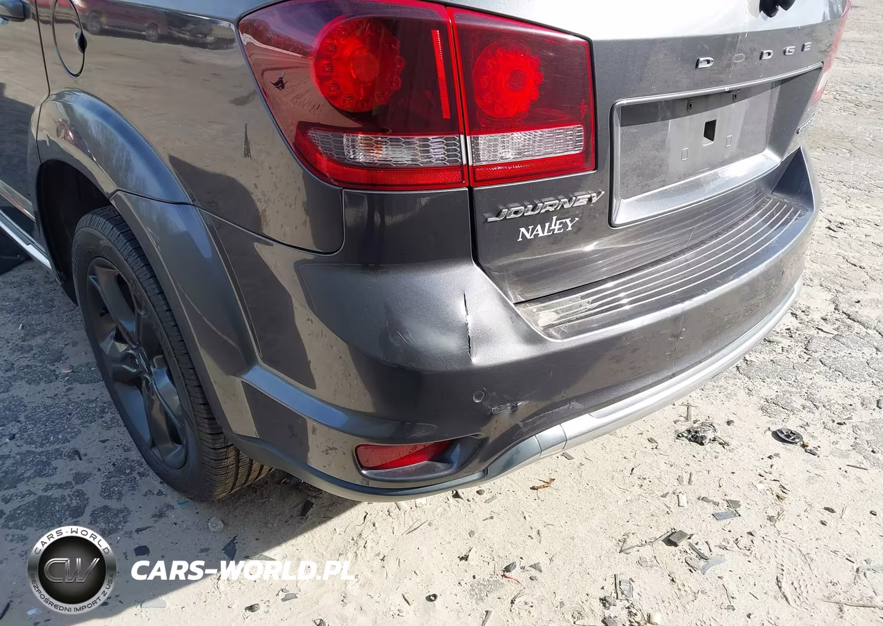 2020 Dodge Journey Crossroad VIN:3C4PDCGB4LT206585 - 16