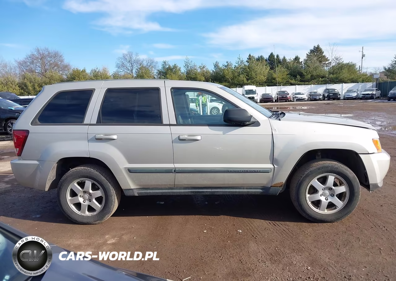 2008 Jeep Grand Cherokee Laredo VIN:1J8GS48K18C131821 - 13