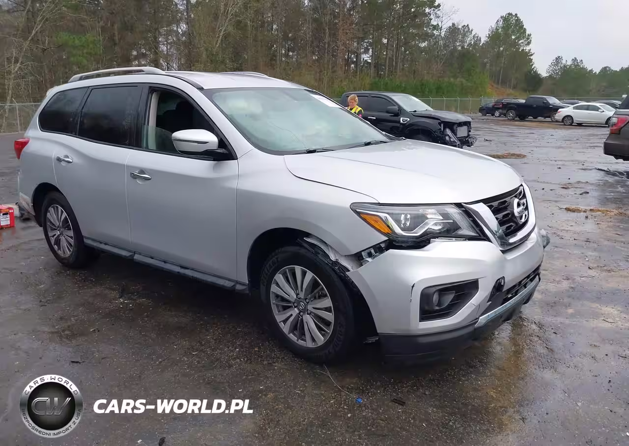 2019 Nissan Pathfinder Sv
