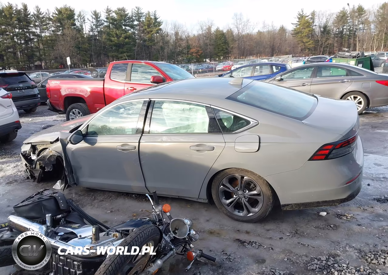 2024 Honda Accord Hybrid Ex-L VIN:1HGCY2F64RA028518 - 14