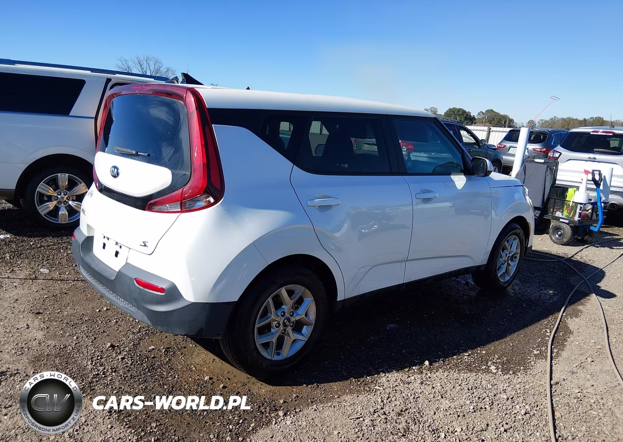 2021 Kia Soul S VIN:KNDJ23AU4M7769762 - 4