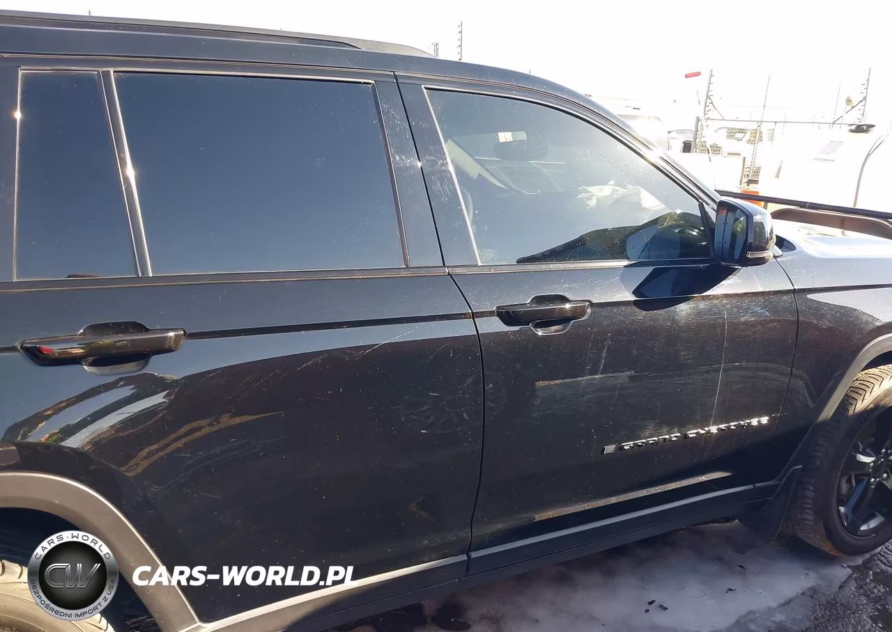 2023 Jeep Grand Cherokee Altitude 4X4 VIN:1C4RJHAG6PC522221 - 14