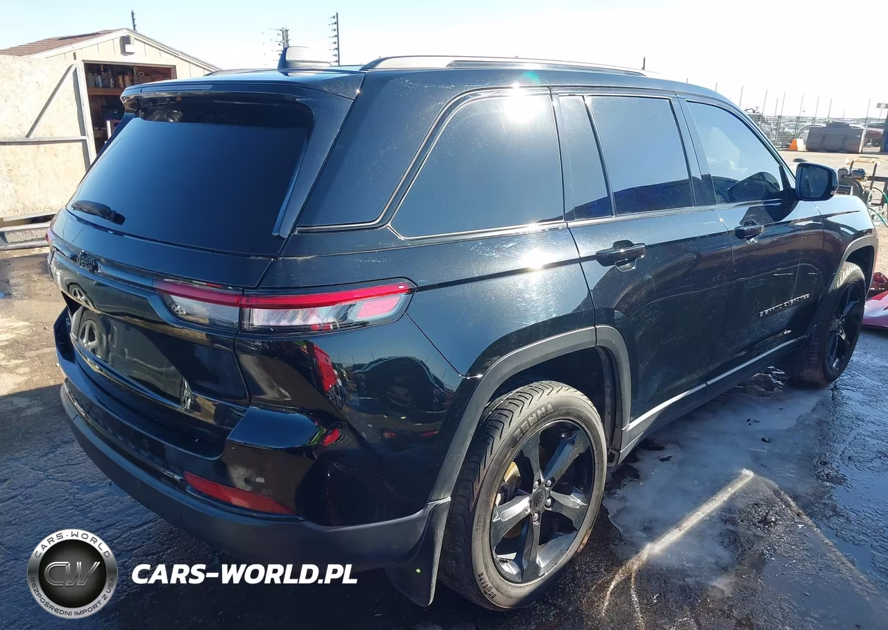 2023 Jeep Grand Cherokee Altitude 4X4 VIN:1C4RJHAG6PC522221 - 4