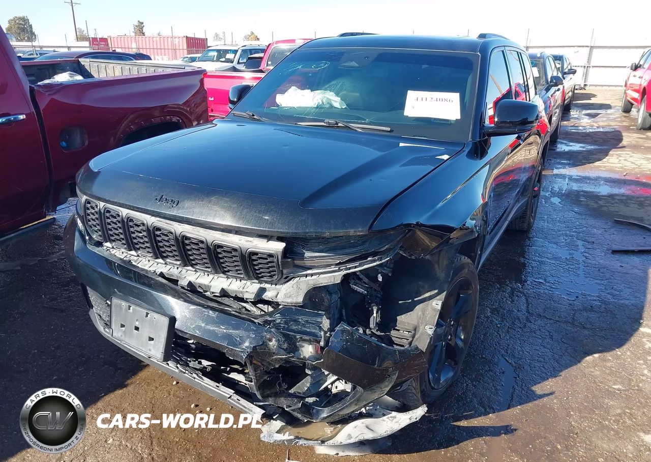 2023 Jeep Grand Cherokee Altitude 4X4 VIN:1C4RJHAG6PC522221 - 6