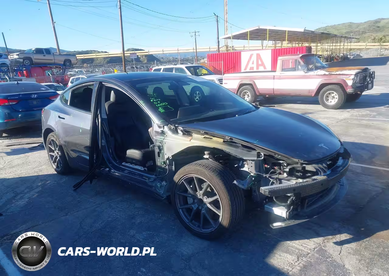 2023 Tesla Model 3 Rear-Wheel Drive