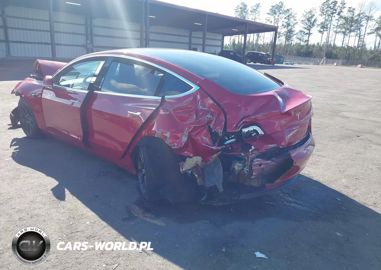 2018 Tesla Model 3 VIN:5YJ3E1EA9JF153808 - 3