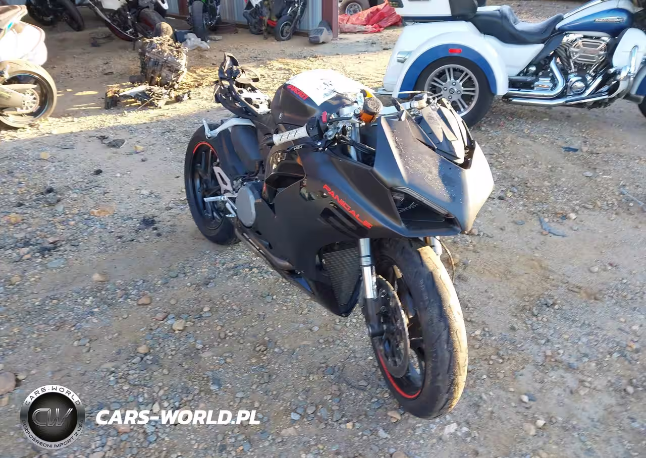 2024 Ducati Panigale V2