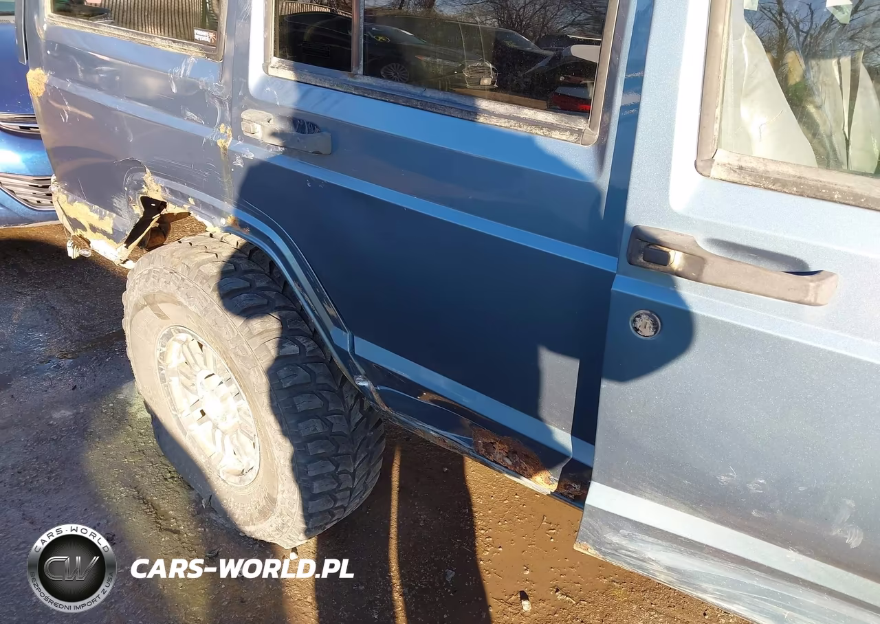 1999 Jeep Cherokee Classic-Sport VIN:1J4FF68S4XL548622 - 12