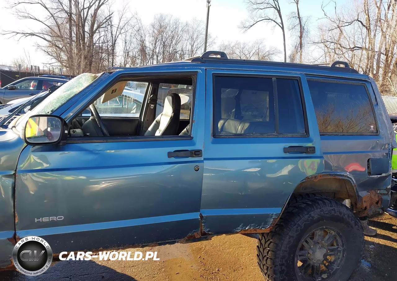 1999 Jeep Cherokee Classic-Sport VIN:1J4FF68S4XL548622 - 13