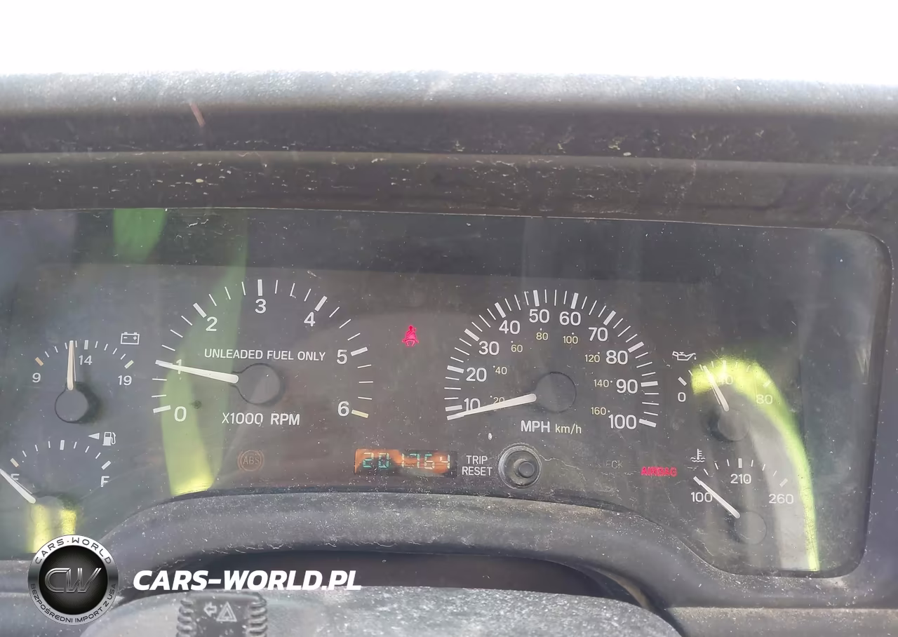 1999 Jeep Cherokee Classic-Sport VIN:1J4FF68S4XL548622 - 7