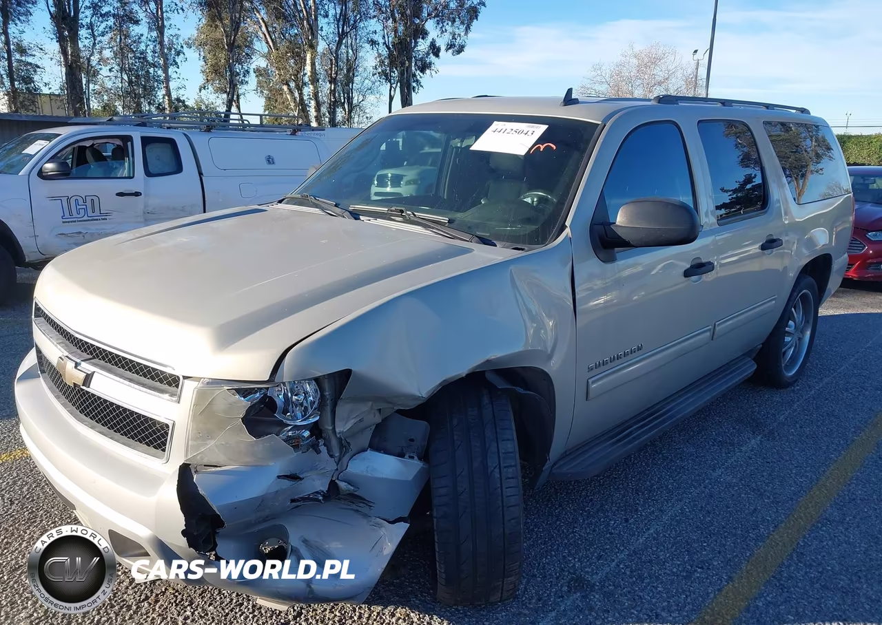2010 Chevrolet Suburban 1500 Ls VIN:1GNUCHE04AR242651 - 2