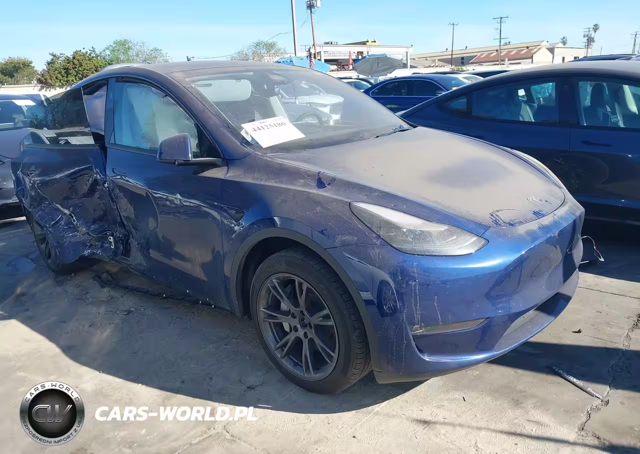 2024 Tesla Model Y Long Range Dual Motor All-Wheel Drive