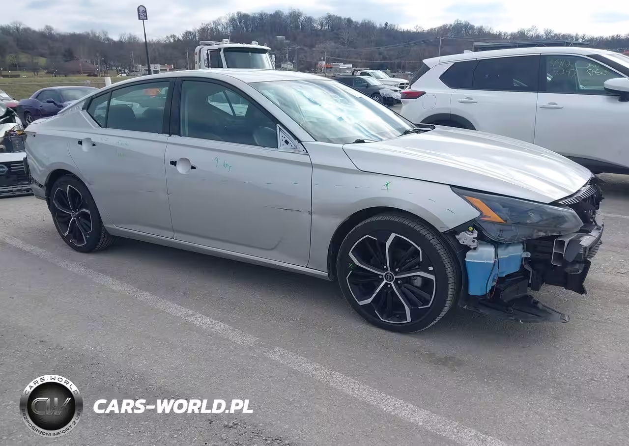 2024 Nissan Altima Sr Fwd