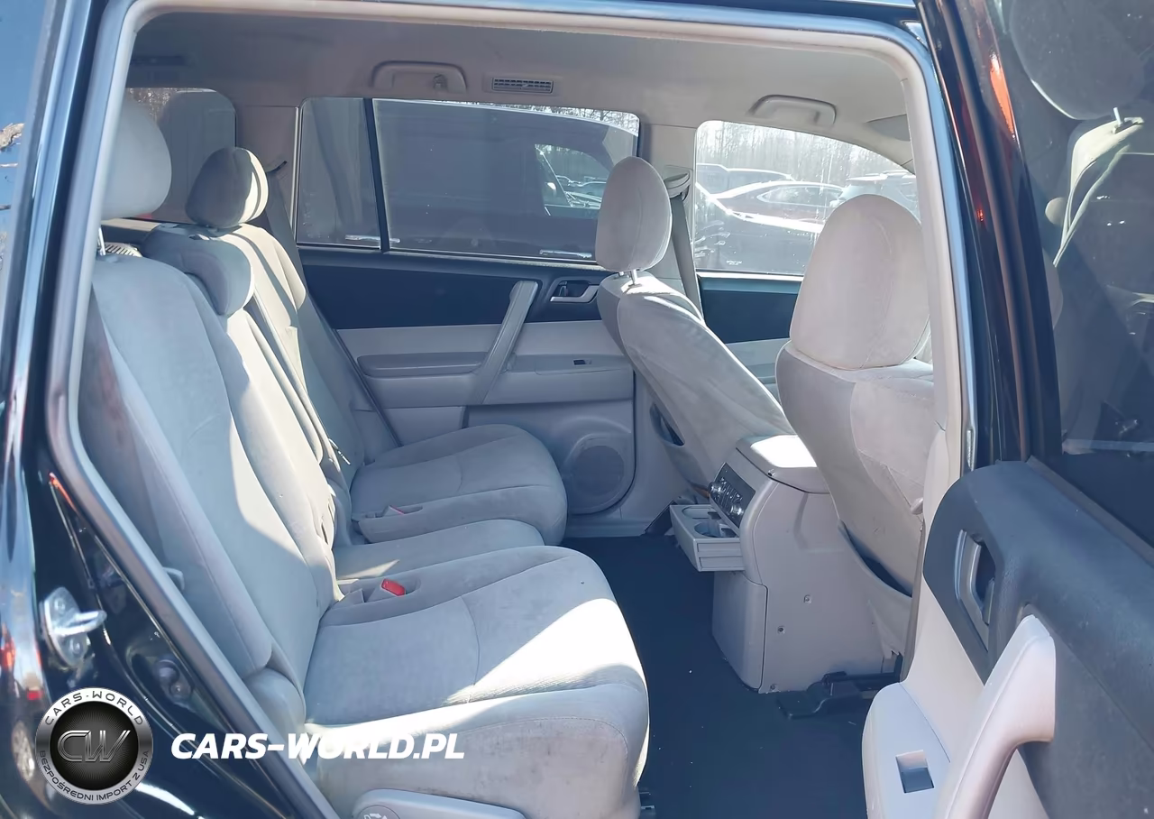 2011 Toyota Highlander Base V6 VIN:5TDBK3EH7BS067892 - 8