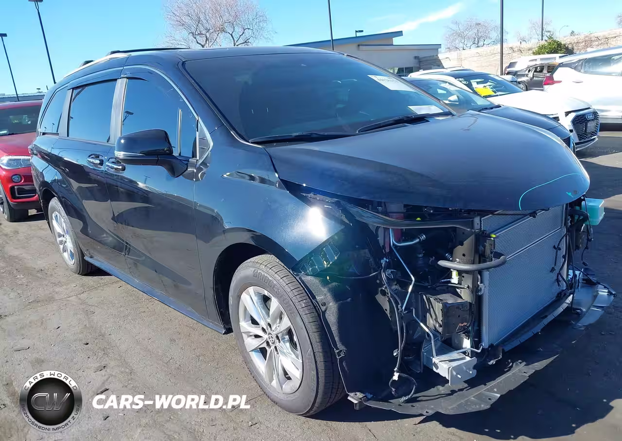 2025 Toyota Sienna Limited