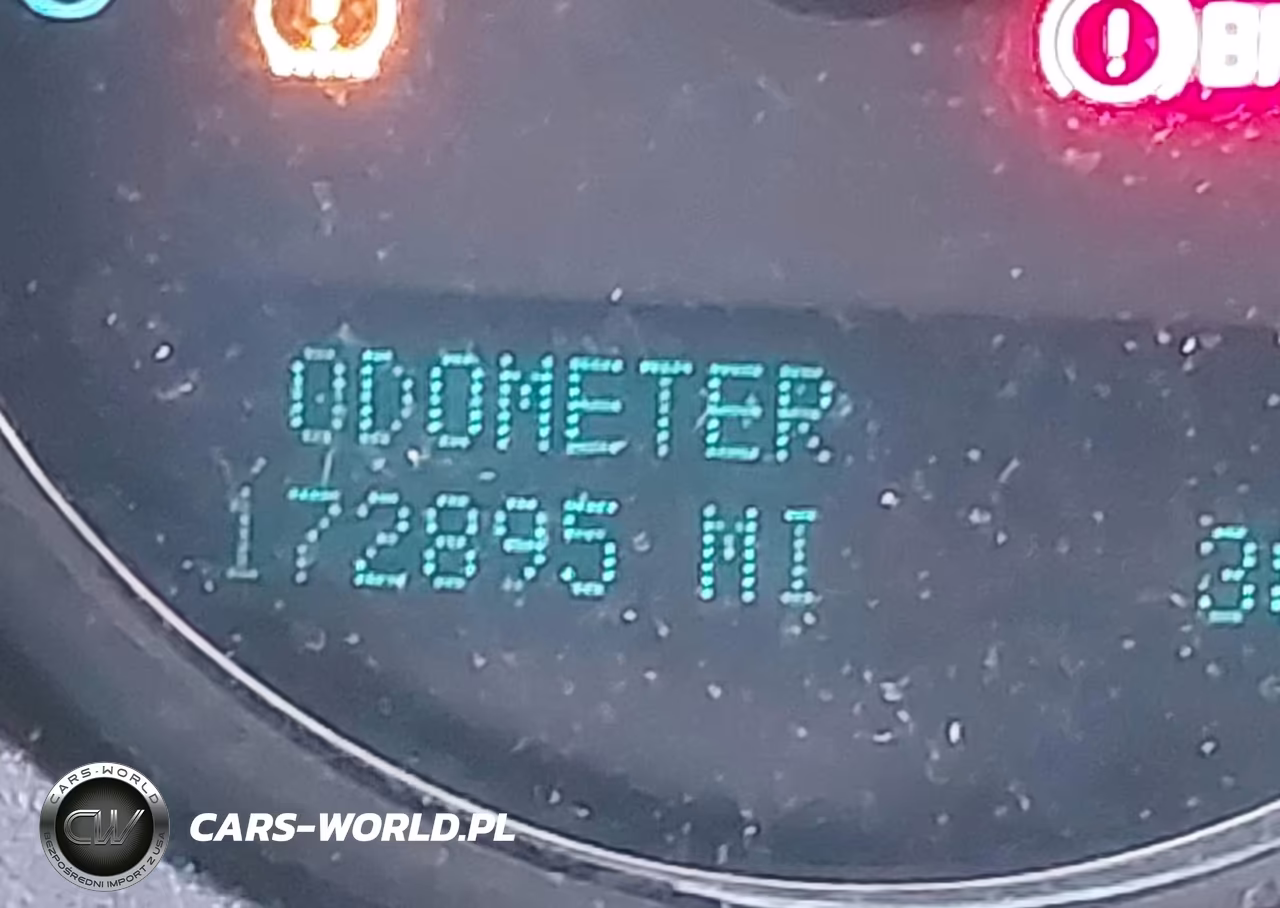 2011 Chevrolet Suburban 1500 Lt1 VIN:1GNSKJE32BR360596 - 15