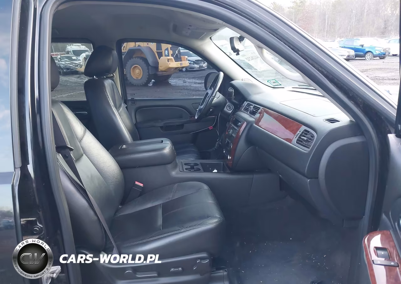 2011 Chevrolet Suburban 1500 Lt1 VIN:1GNSKJE32BR360596 - 5