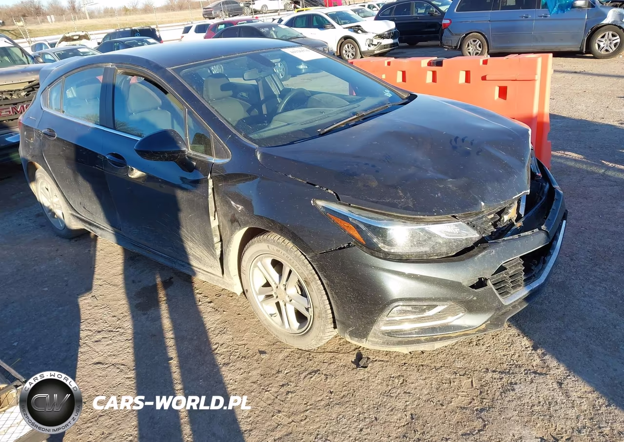 2017 Chevrolet Cruze Lt Auto – zdjęcie 1 z 16