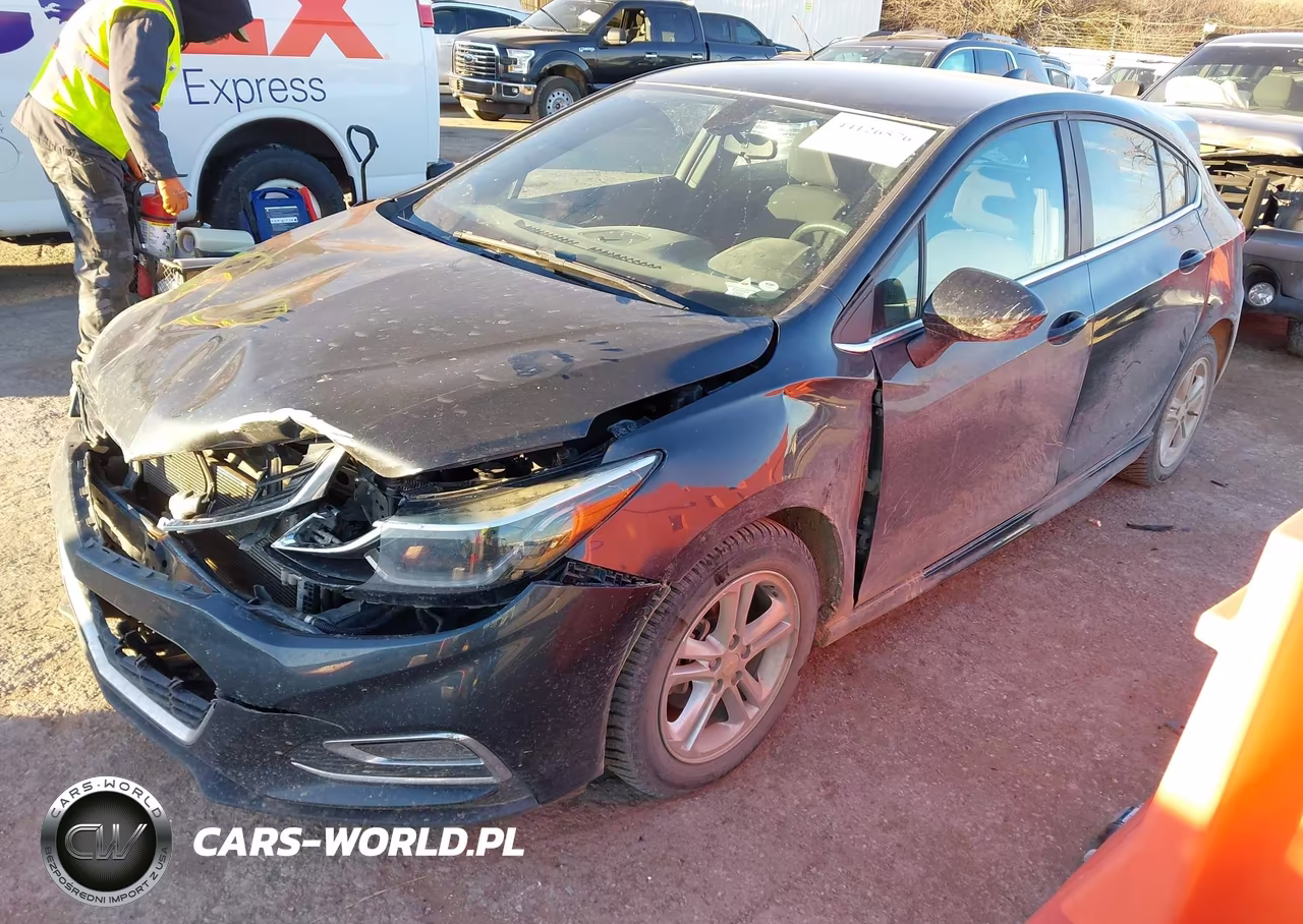2017 Chevrolet Cruze Lt Auto VIN:3G1BE6SMXHS584174 - 2
