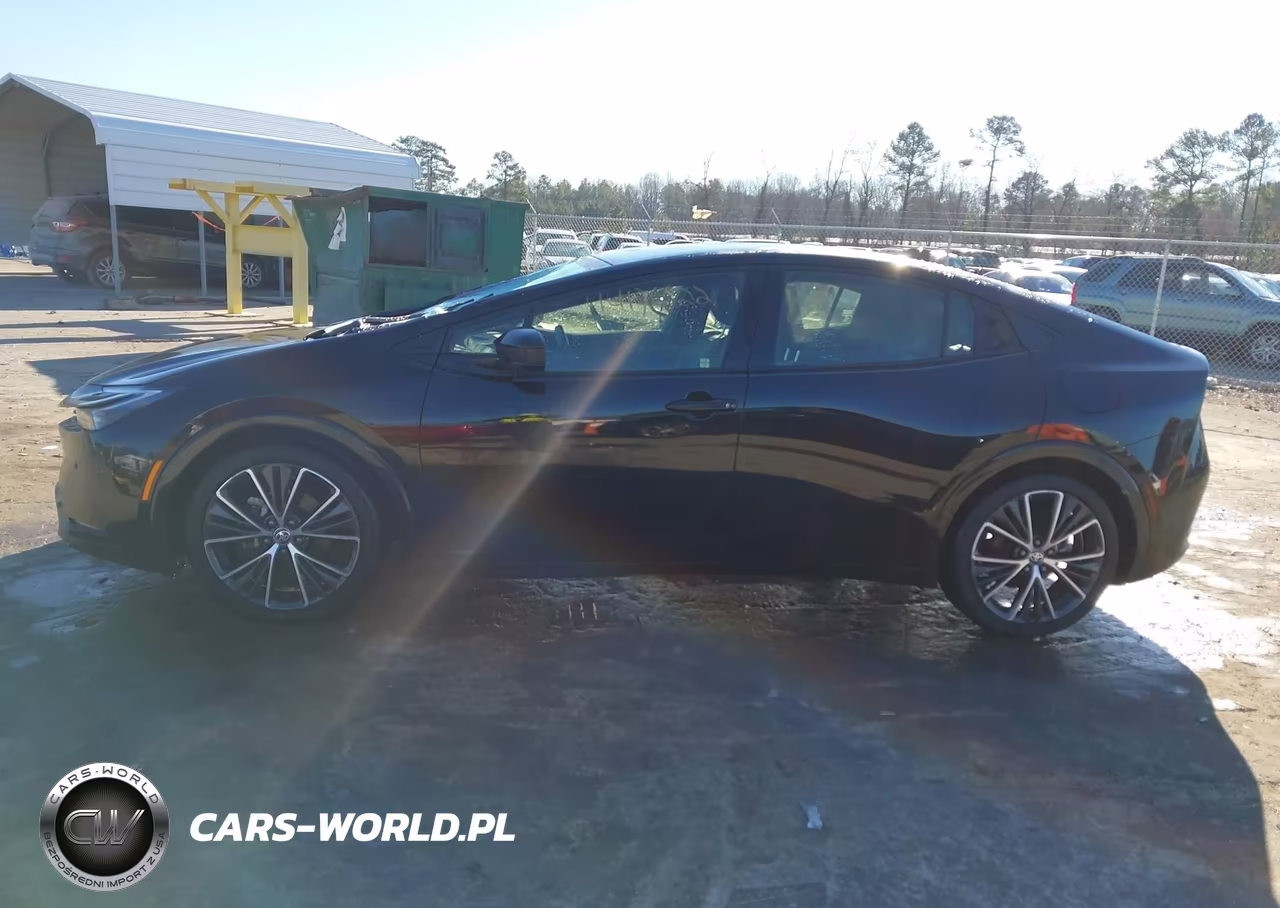 2024 Toyota Prius Xle Awd-E VIN:JTDADABUXR3018208 - 14