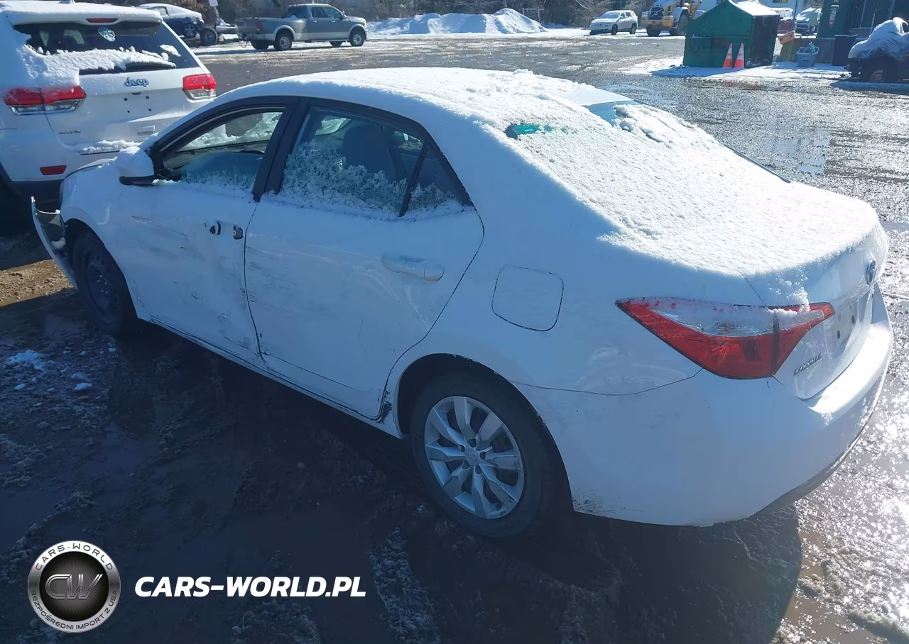 2016 Toyota Corolla Le VIN:2T1BURHE4GC590172 - 3