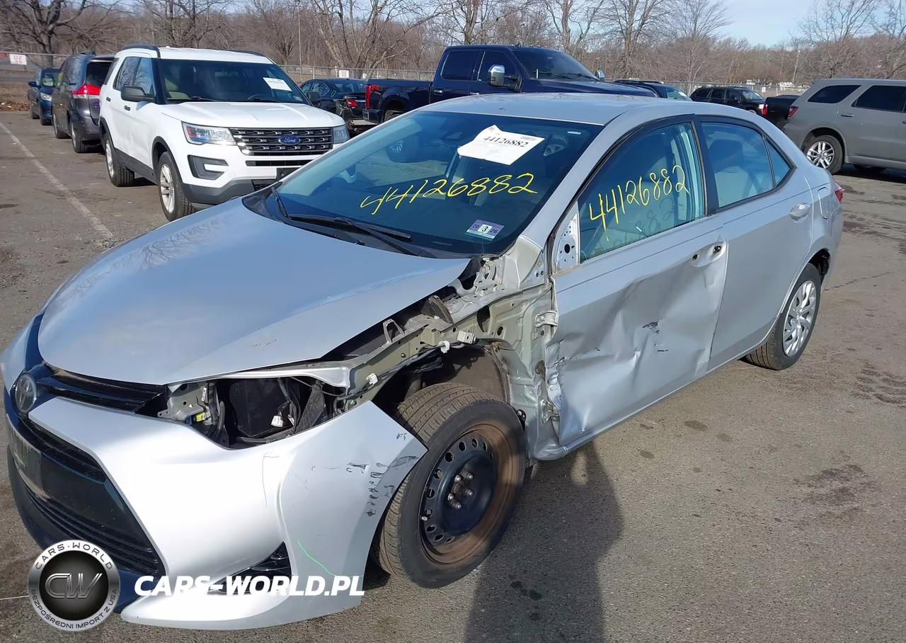 2017 Toyota Corolla Le VIN:2T1BURHE8HC814481 - 2