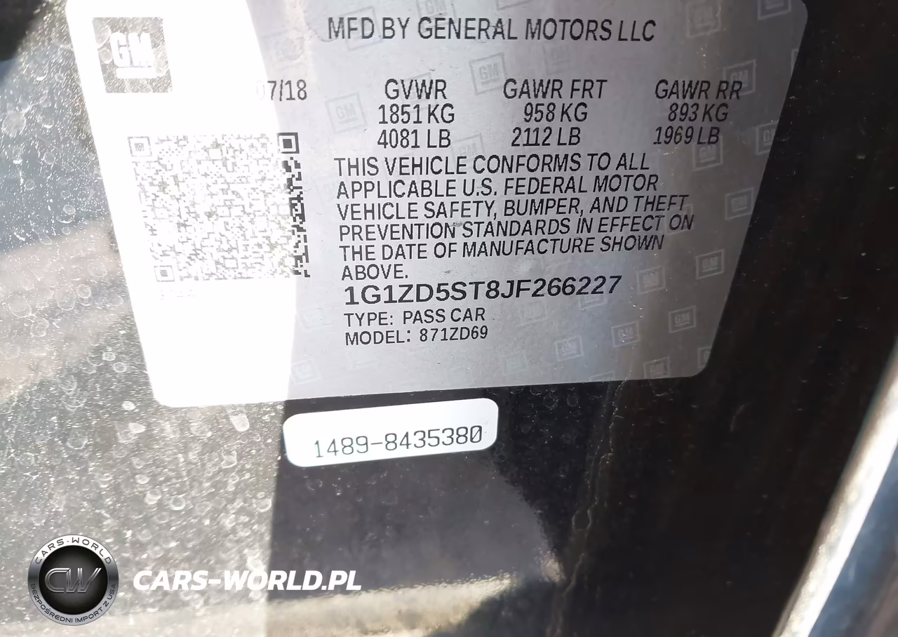 2018 Chevrolet Malibu Lt VIN:1G1ZD5ST8JF266227 - 9
