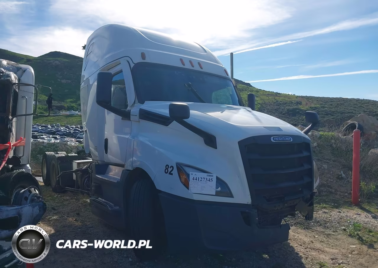 2022 Freightliner New Cascadia 126