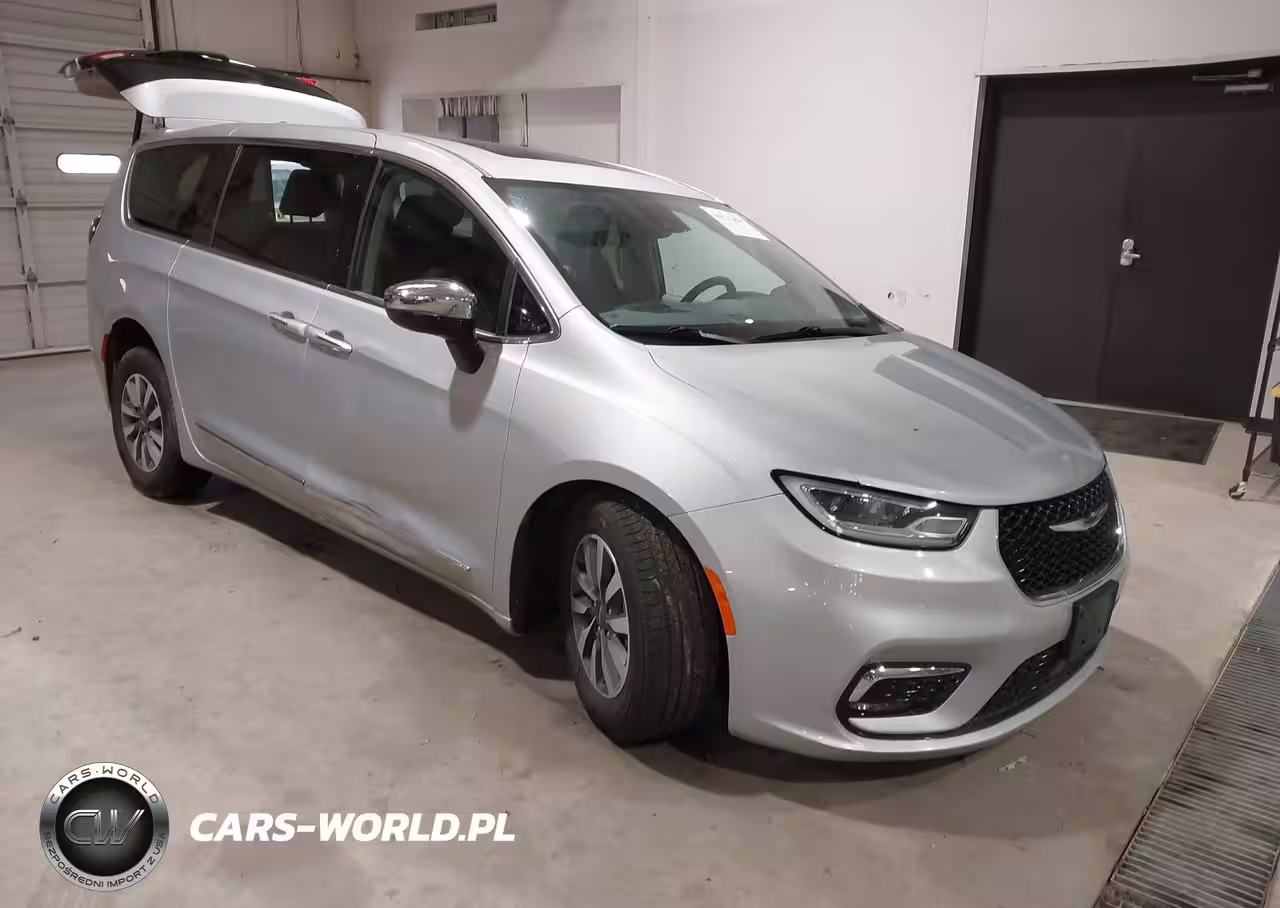 2023 Chrysler Pacifica Hybrid Limited