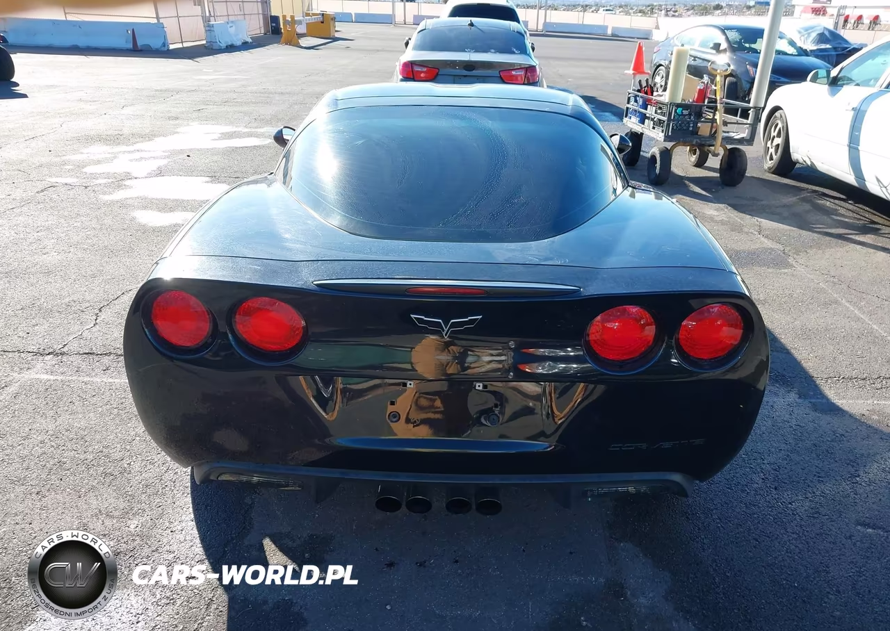 2005 Chevrolet Corvette VIN:1G1YY24U755131370 - 16
