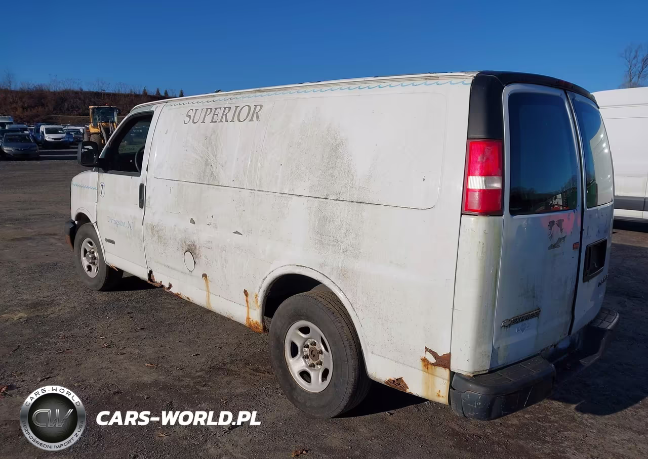 2003 Chevrolet Express VIN:1GCFG25T631138337 - 3