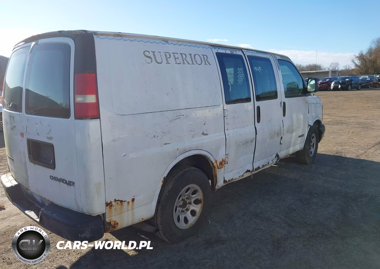 2003 Chevrolet Express VIN:1GCFG25T631138337 - 4