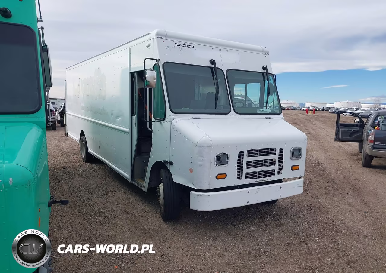 2016 Ford F-59 Commercial Stripped – zdjęcie 1 z 24