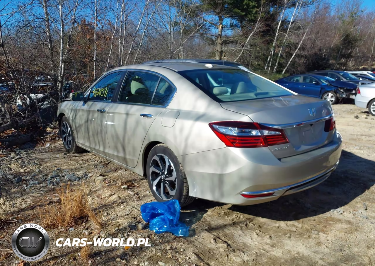 2017 Honda Accord Ex VIN:1HGCR2F72HA044642 - 3