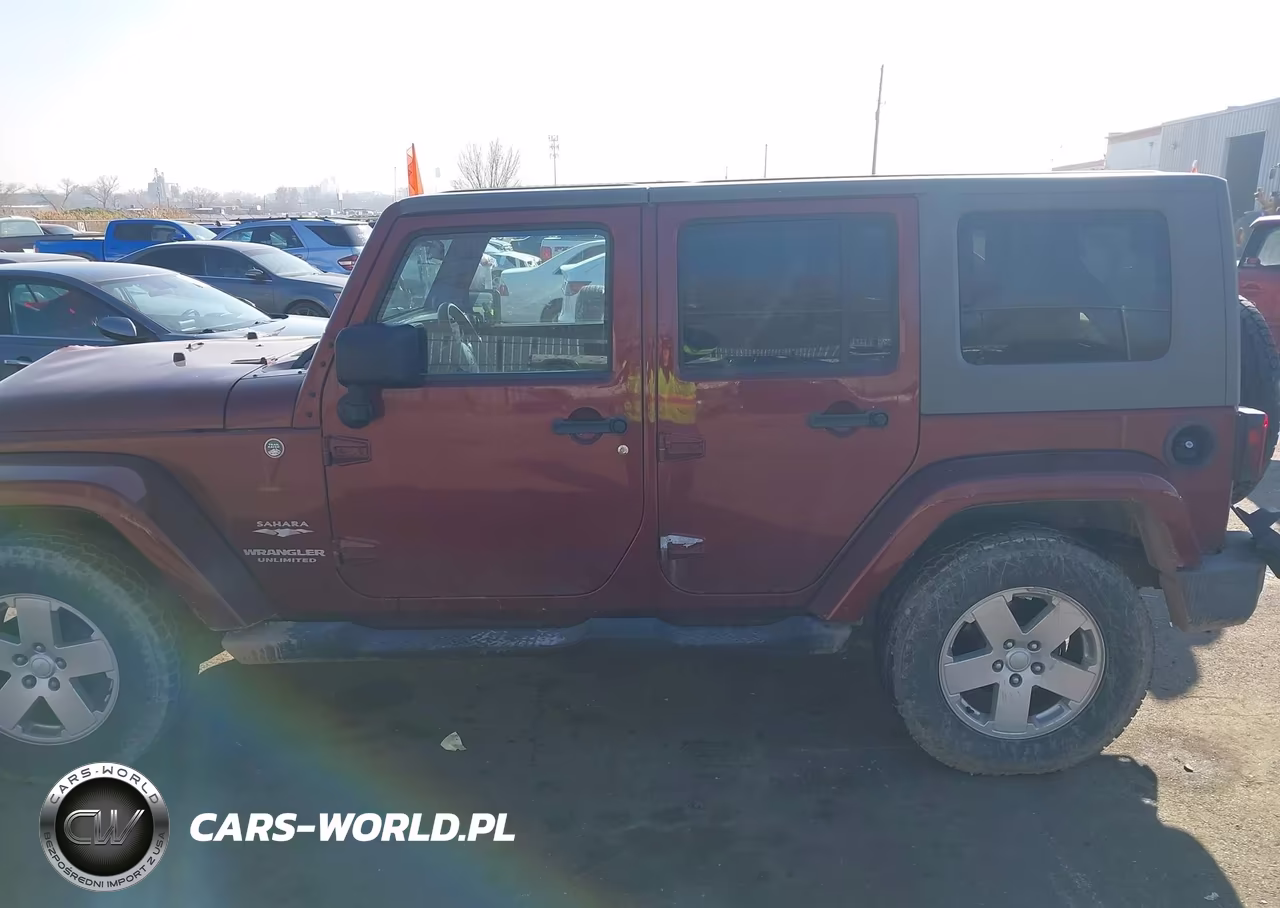 2007 Jeep Wrangler Unlimited Sahara VIN:1J4GA59157L220676 - 14