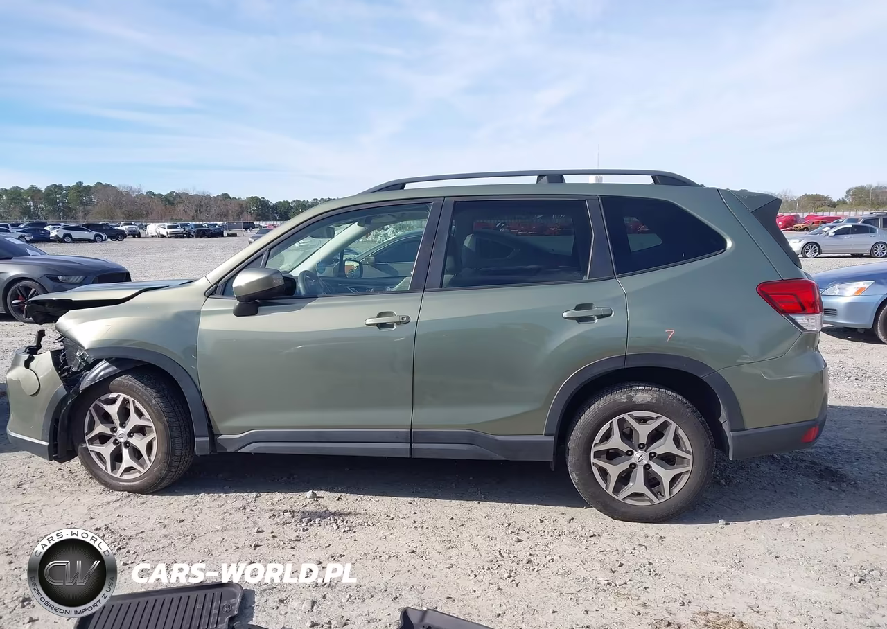 2020 Subaru Forester Premium VIN:JF2SKAJC7LH443772 - 14