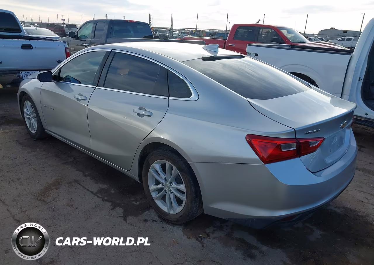 2018 Chevrolet Malibu Lt VIN:1G1ZD5ST0JF275486 - 3