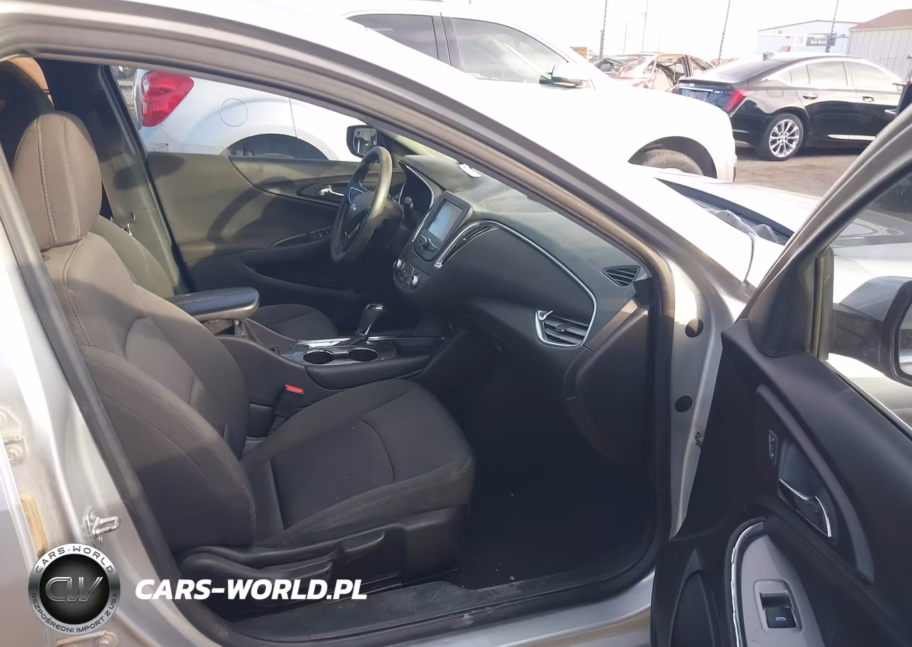 2018 Chevrolet Malibu Lt VIN:1G1ZD5ST0JF275486 - 5