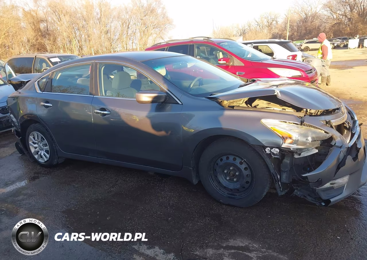 2015 Nissan Altima 2.5 S VIN:1N4AL3AP4FC170884 - 14