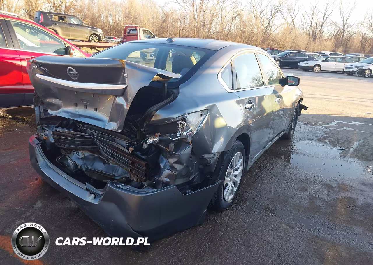 2015 Nissan Altima 2.5 S VIN:1N4AL3AP4FC170884 - 4