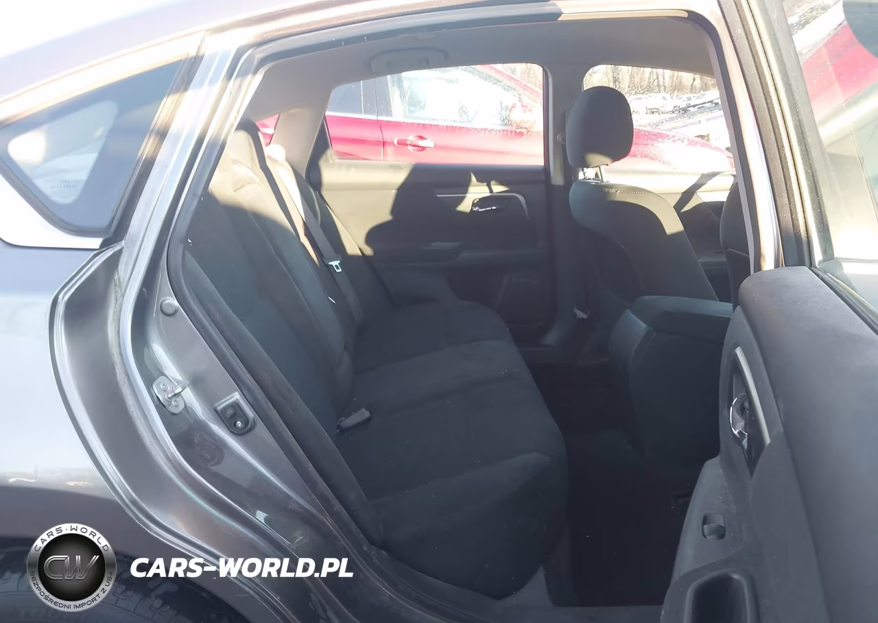 2015 Nissan Altima 2.5 S VIN:1N4AL3AP4FC170884 - 8