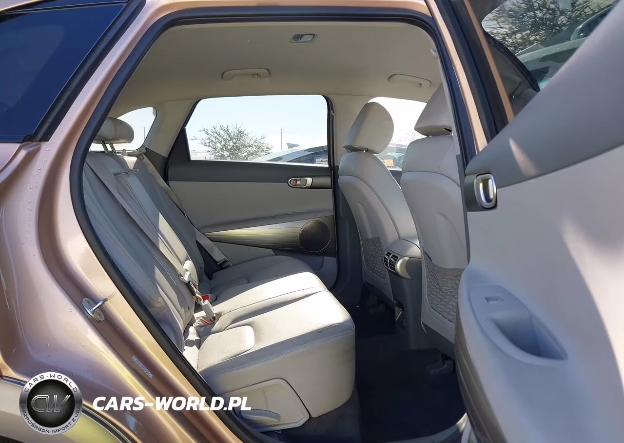 2021 Hyundai Nexo Blue VIN:KM8J74A63MU017167 - 8