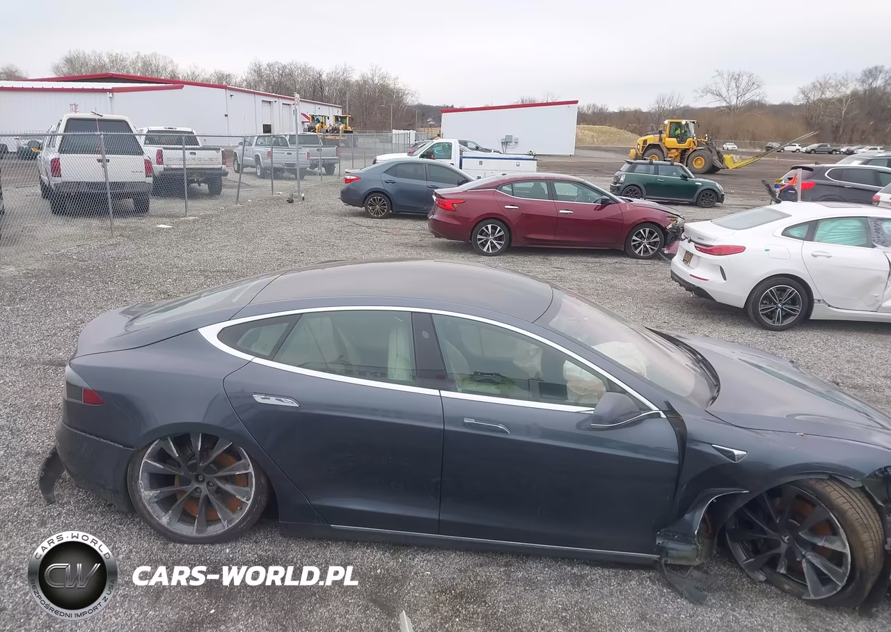 2018 Tesla Model S VIN:5YJSA1E23JF256724 - 12