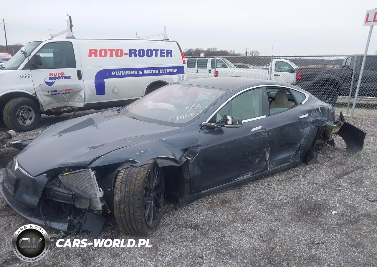 2018 Tesla Model S VIN:5YJSA1E23JF256724 - 2