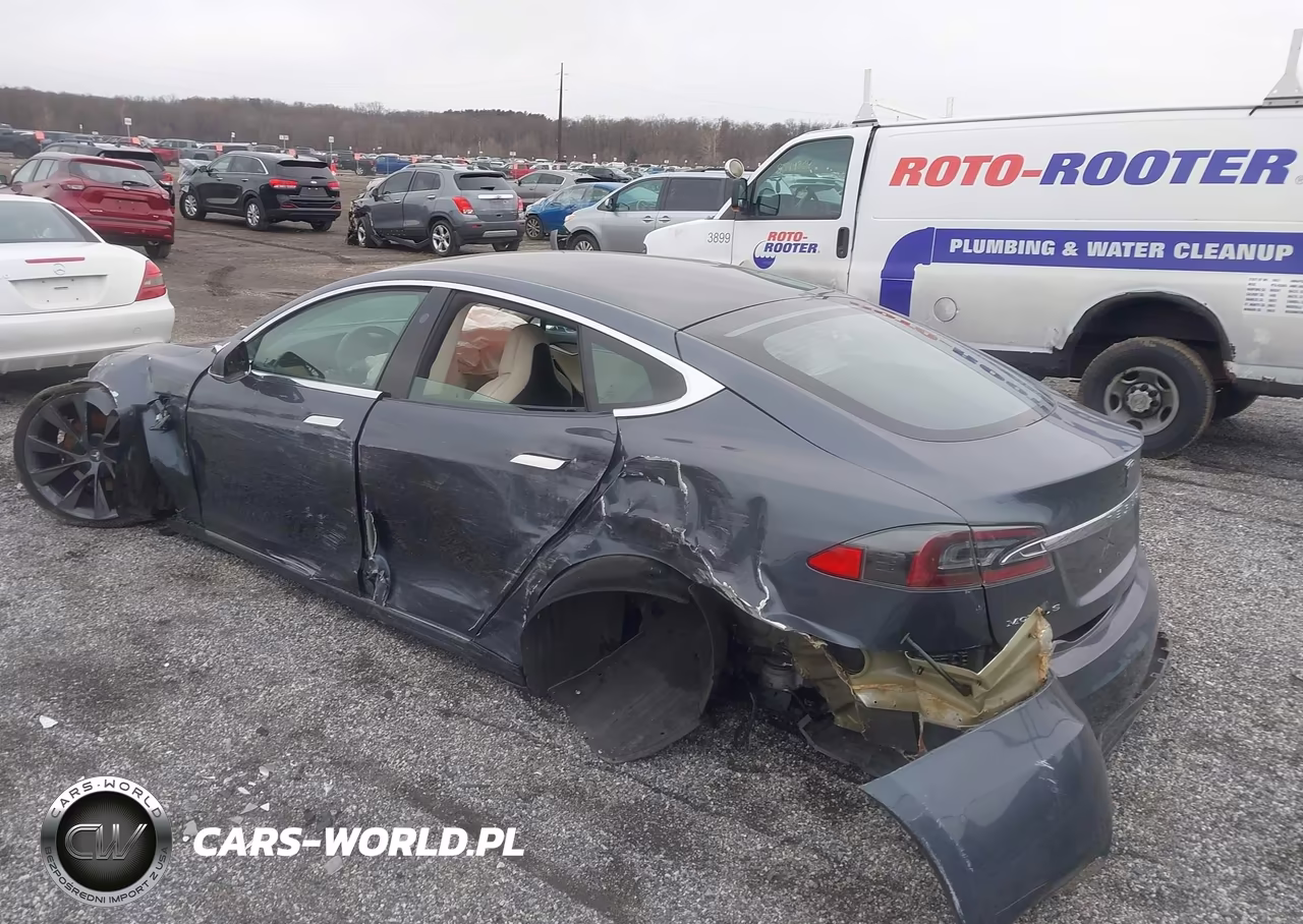 2018 Tesla Model S VIN:5YJSA1E23JF256724 - 3