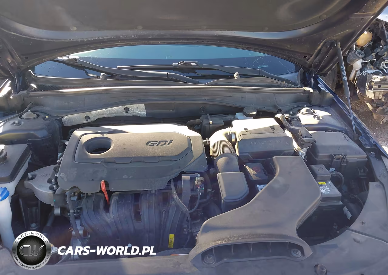 2020 Kia Optima S VIN:5XXGT4L34LG412797 - 10