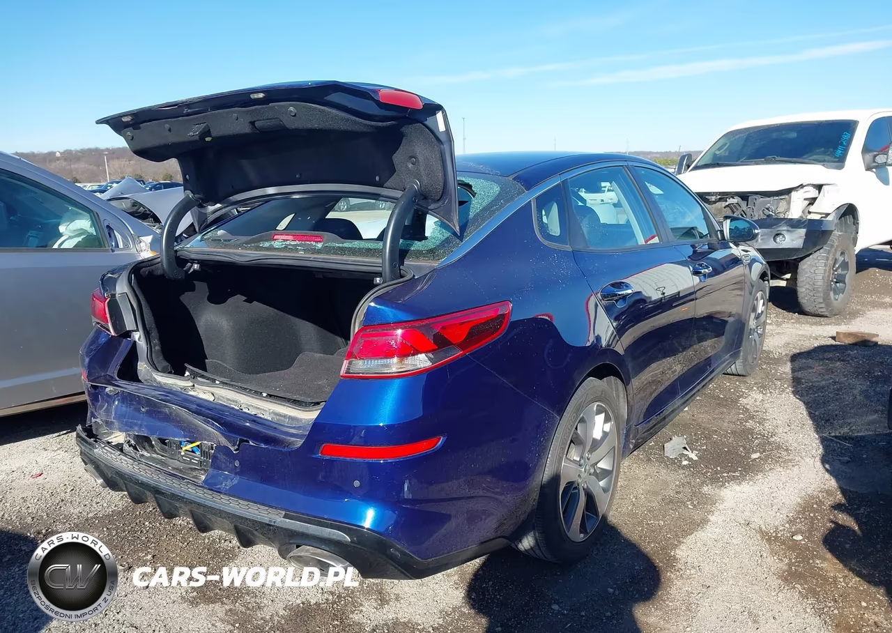 2020 Kia Optima S VIN:5XXGT4L34LG412797 - 4
