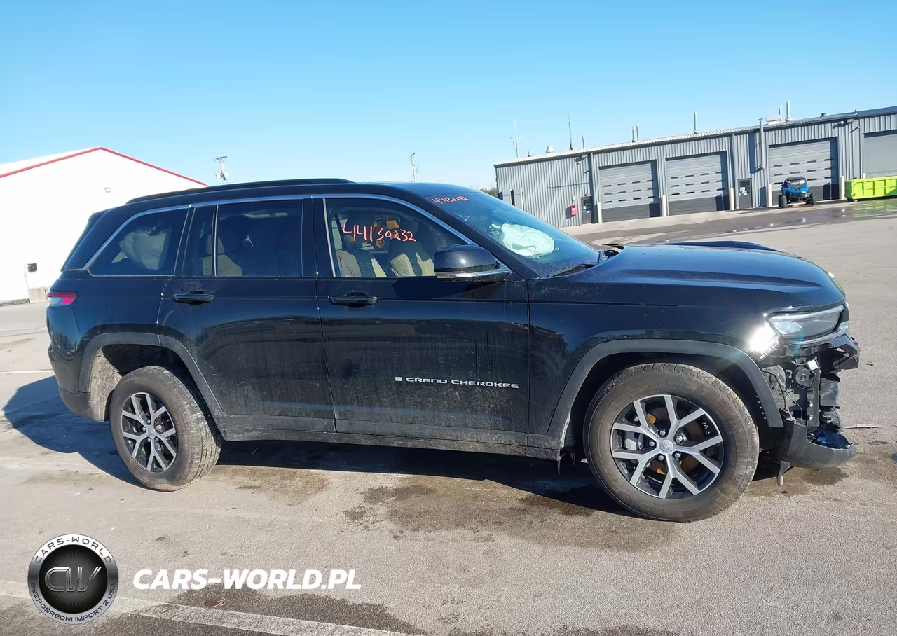 2024 Jeep Grand Cherokee Limited 4X4 VIN:1C4RJHBG9RC186985 - 14